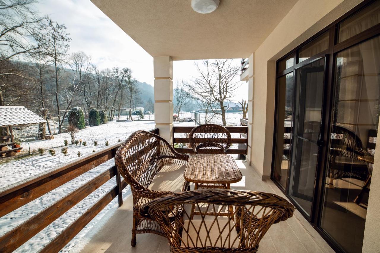 Августин Hotel Solochin Exterior foto