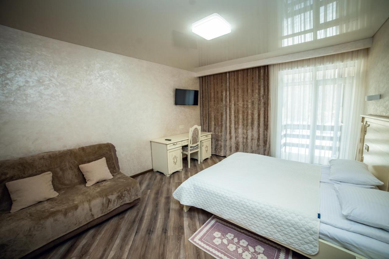 Августин Hotel Solochin Exterior foto